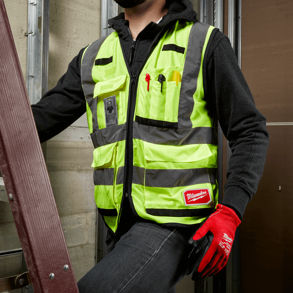https://www.milwaukeetool.co.nz/dw/image/v2/BCSS_PRD/on/demandware.static/-/Sites-mwt-master-catalog/default/dw3064f045/Safety/protective-work-wear/48735041/48735041_APP_01.png?sw=593&sh=593